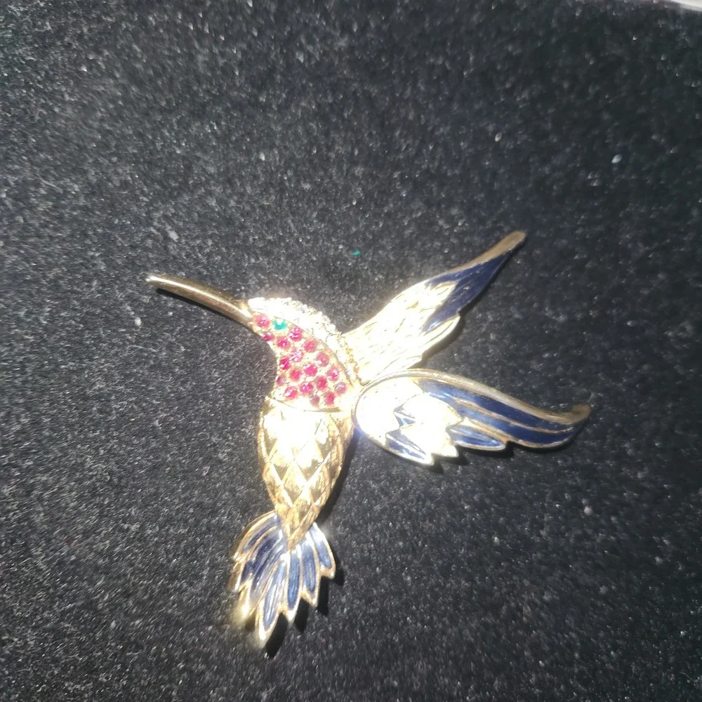 Sphinx  Hummingbird Brooch Gold‎ Tone Rhinestone Enamel Bird  Red Blue Green